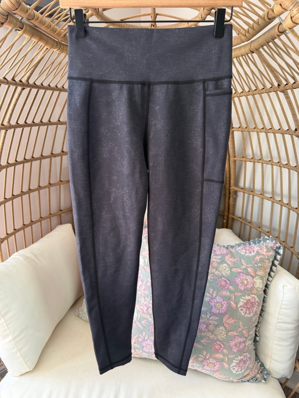 Sweaty Betty Super Sculpt 7/8 Length Black Print Legging Size US 8-10